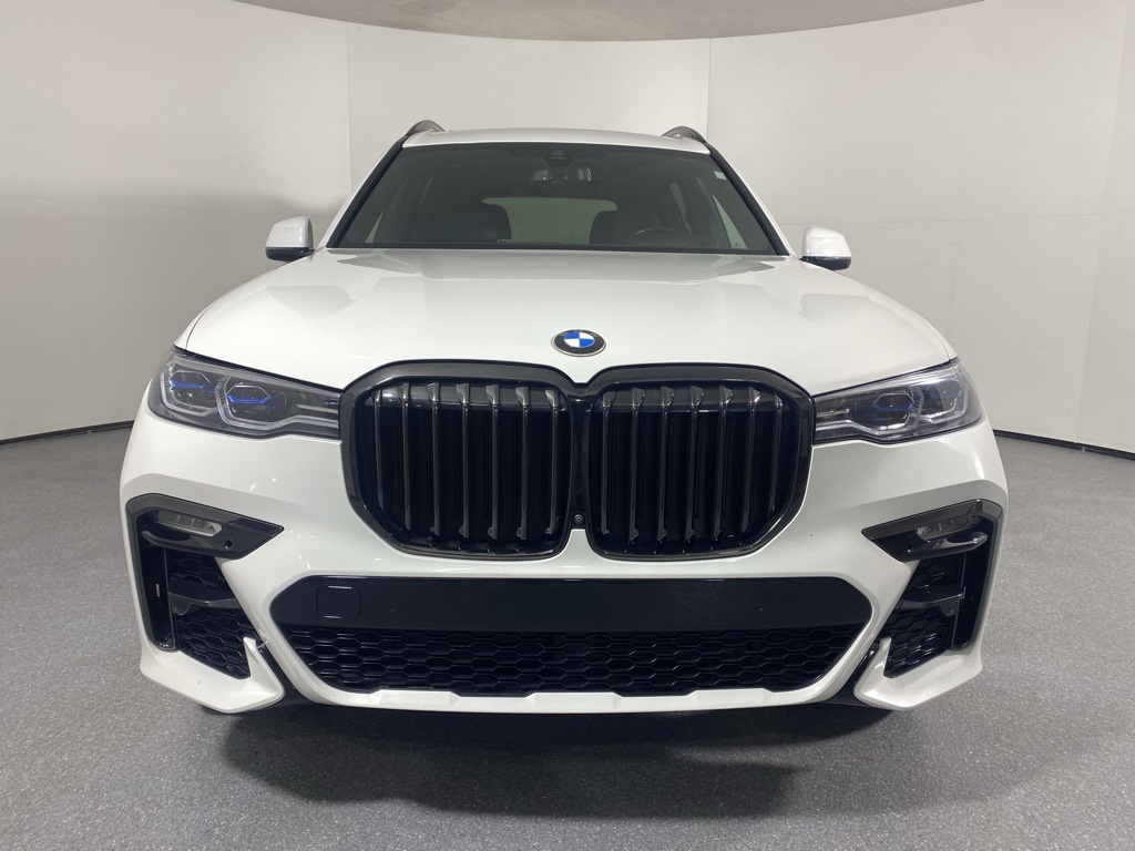 2021 Bmw X7 M50i photo 2