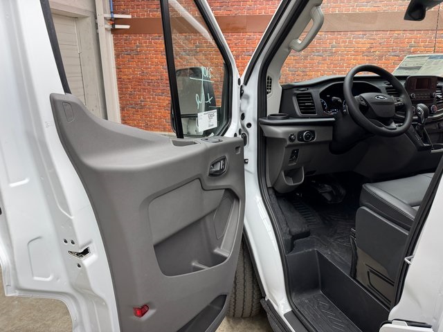 2025 Ford Transit Cargo Van photo 9