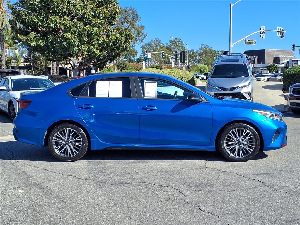2023 Kia Forte GT-Line photo 3