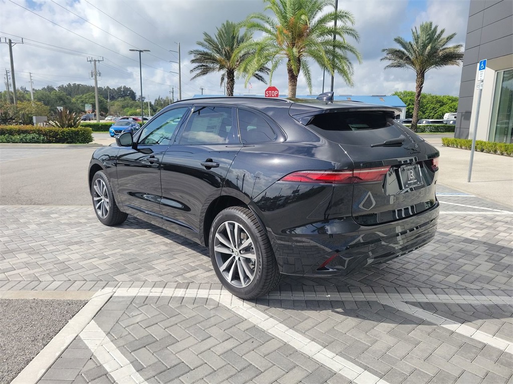 2026 Jaguar F-PACE P250 R-Dynamic S photo 3