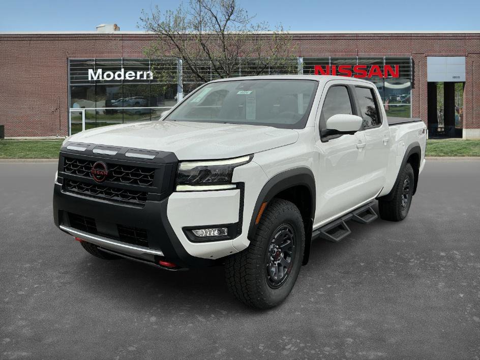 2026 Nissan Frontier PRO-4X's photo