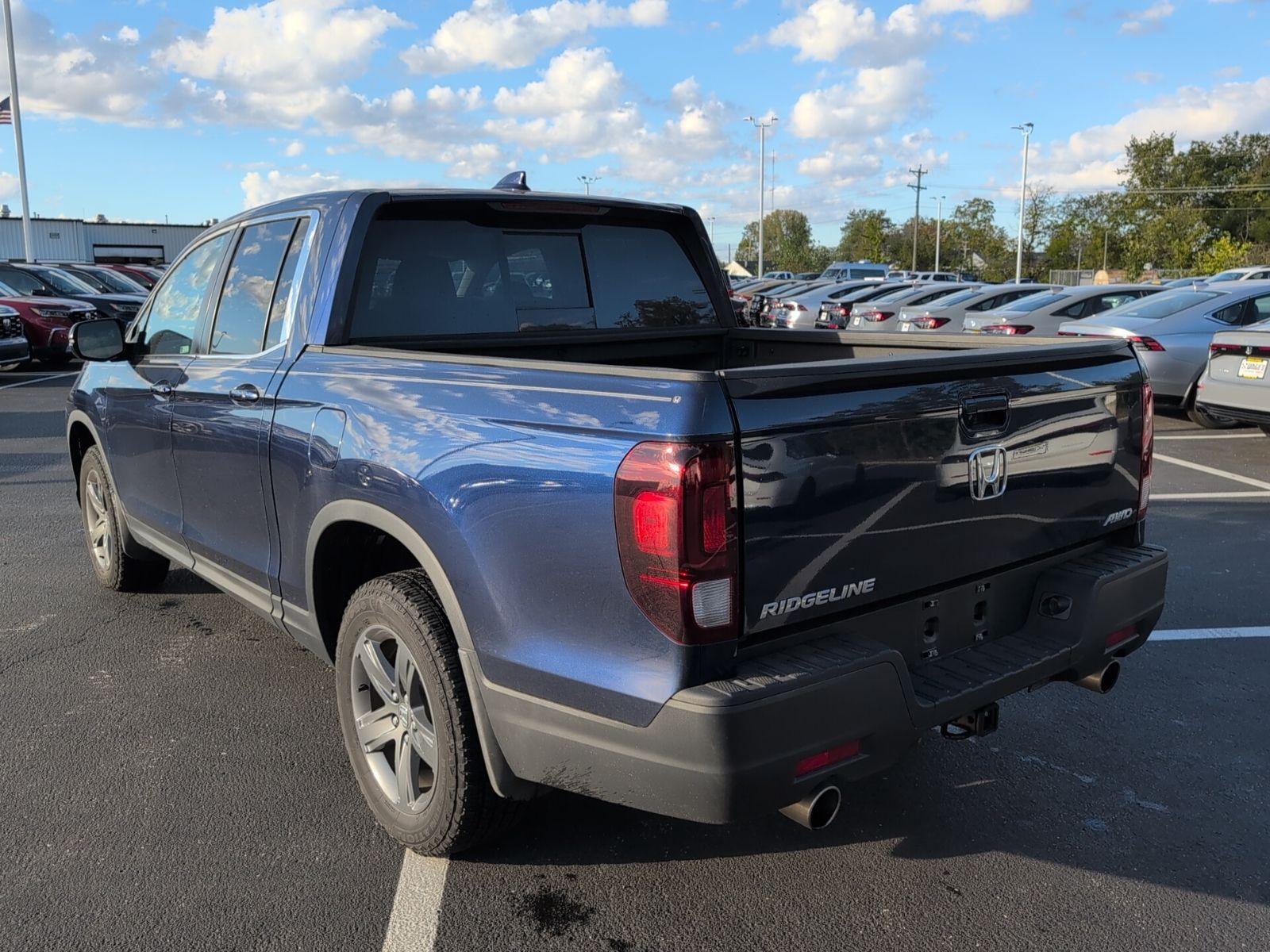 2023 Honda Ridgeline RTL photo 3