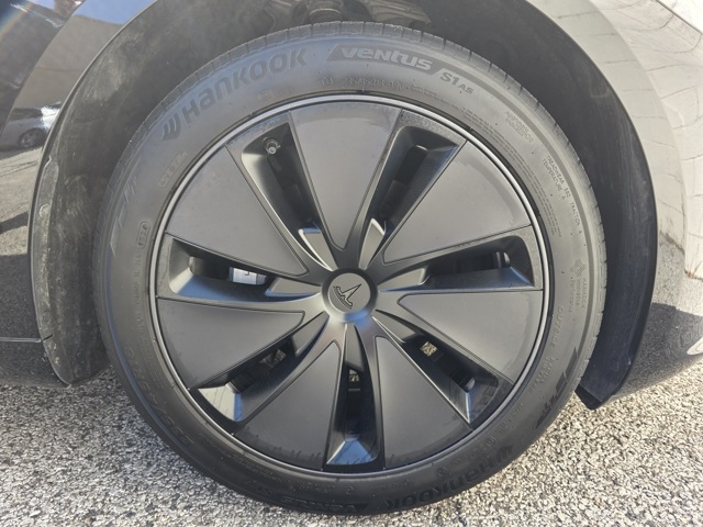 2024 Tesla Model 3 photo 22