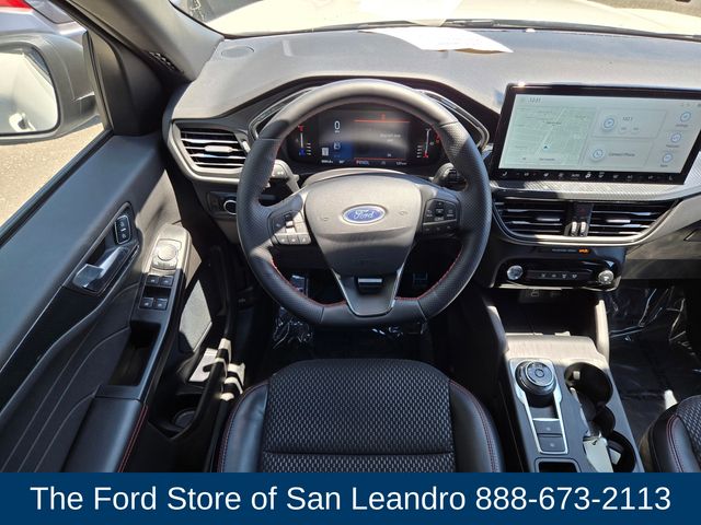 2024 Ford Escape ST-Line photo 11