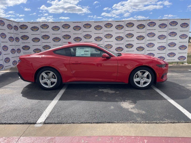 2026 Ford Mustang EcoBoost's photo