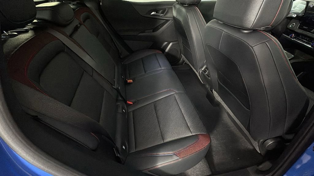2025 Chevrolet Equinox RS photo 28
