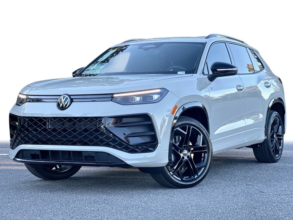 2026 Volkswagen Tiguan SE R-LINE BLACK's photo