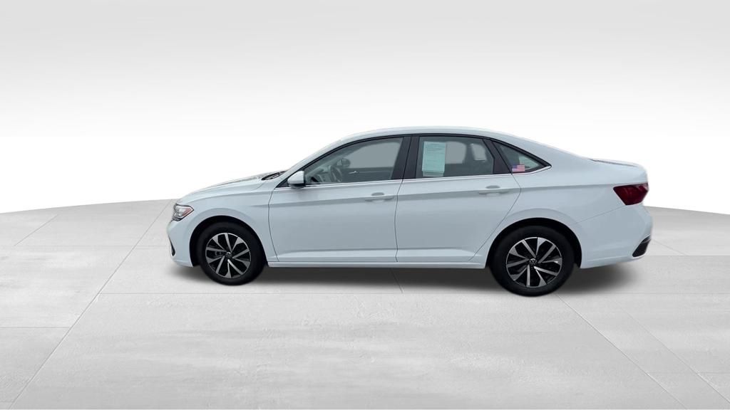 2024 Volkswagen Jetta 1.5T S photo 2