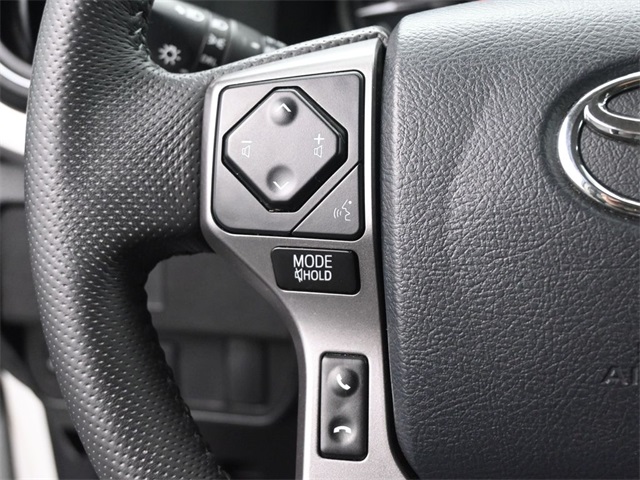 2020 Toyota Tacoma SR5 photo 22