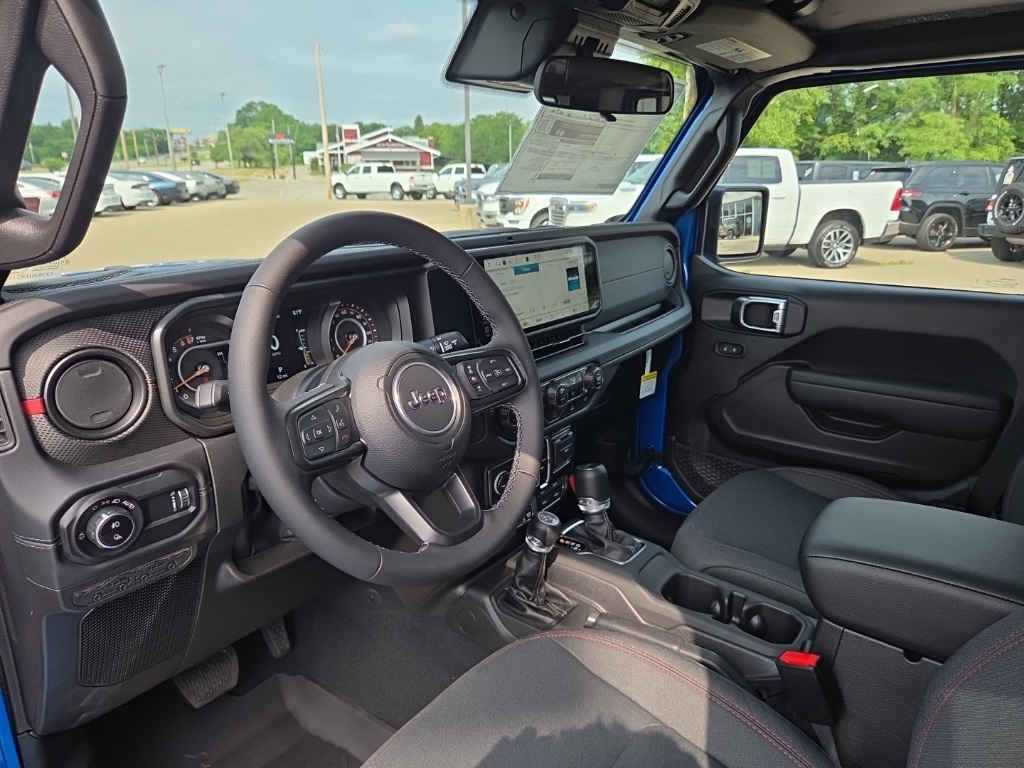 2025 Jeep Gladiator Rubicon photo 11