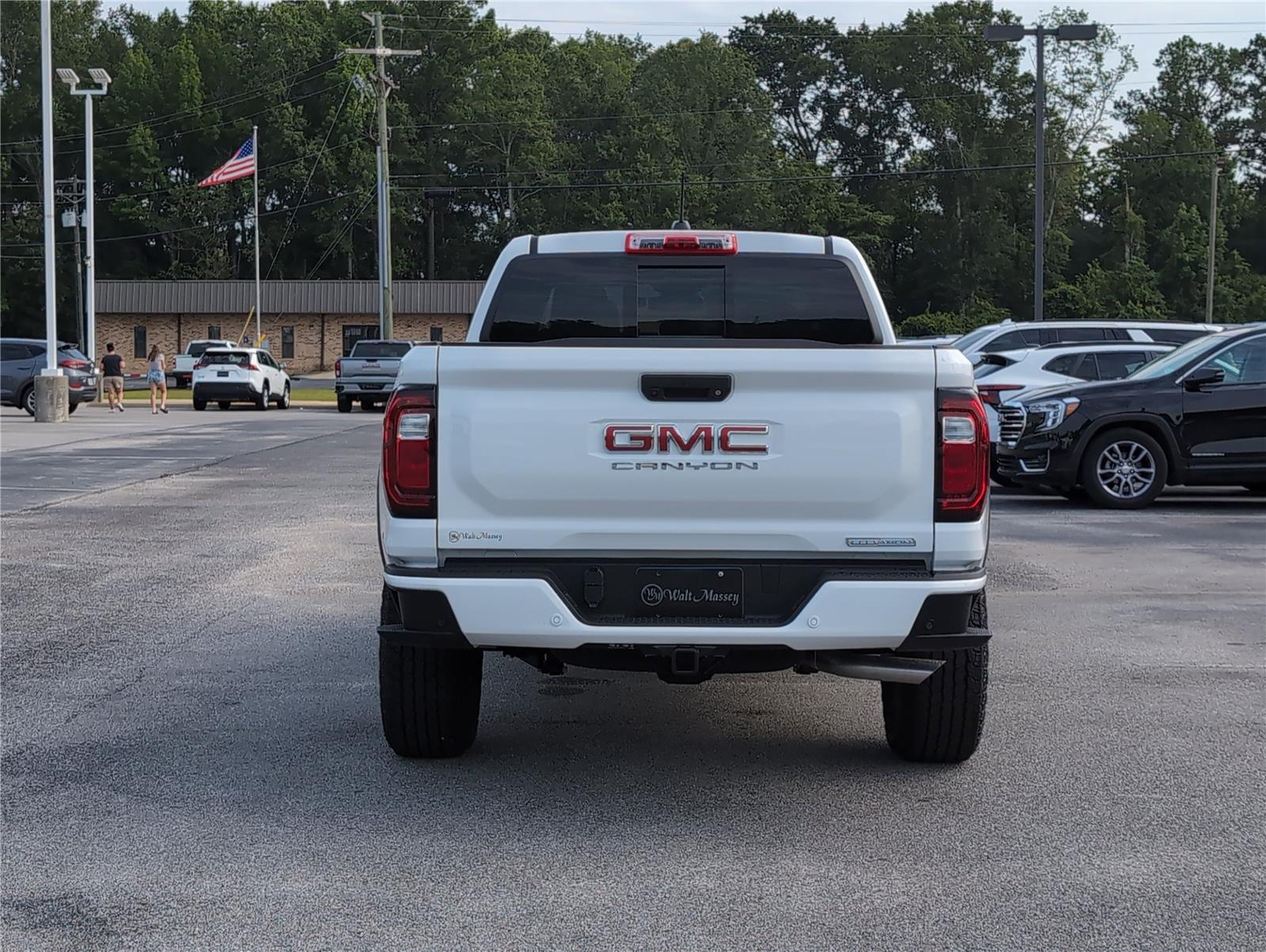 2025 Gmc Canyon Elevation photo 4