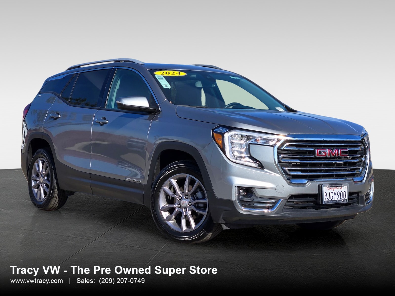 2024 GMC Terrain SLT's photo