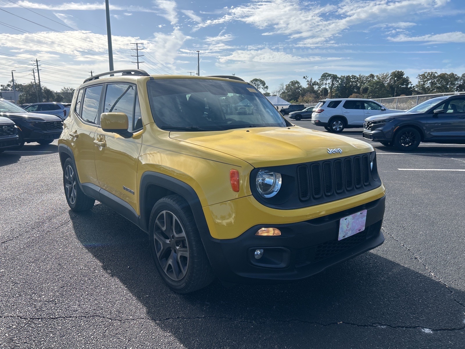 2015 Jeep Renegade Latitude's photo
