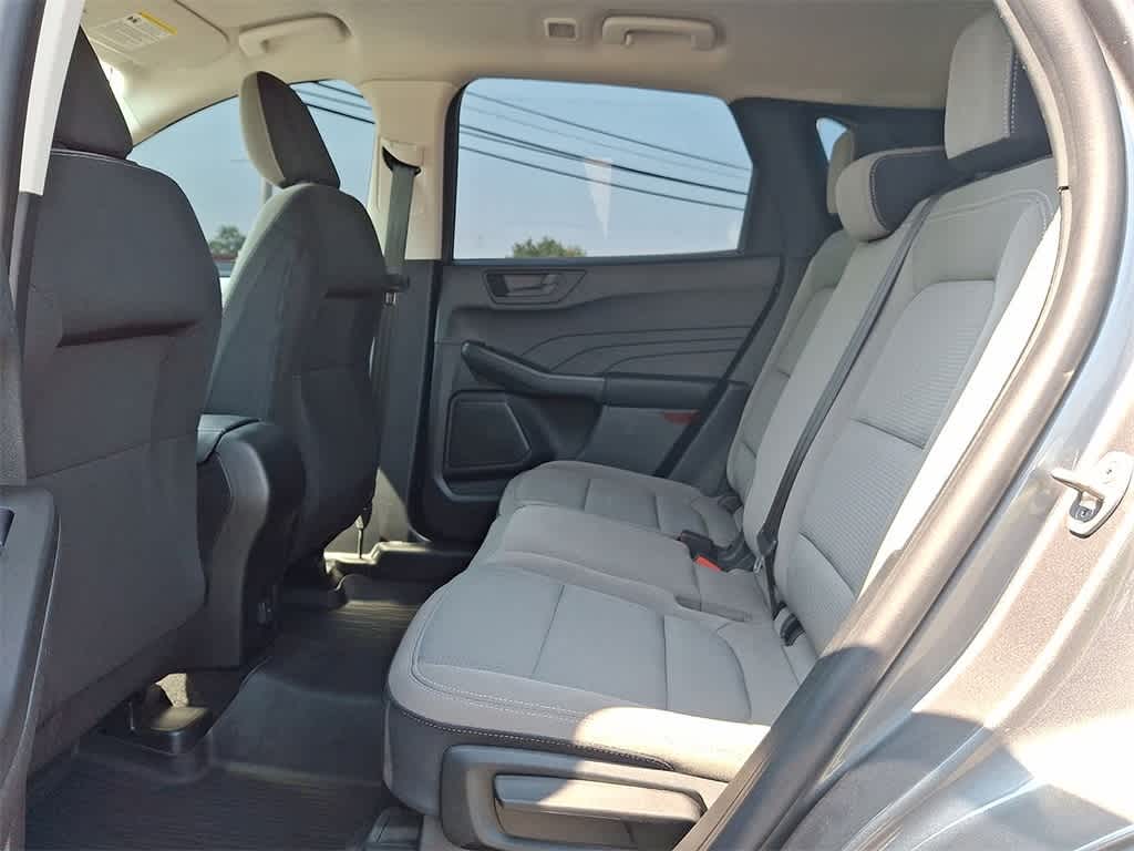 2022 Ford Escape S photo 20
