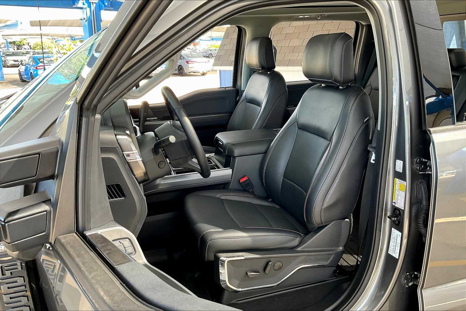 2024 Ford F-250 1500 Denali photo 14