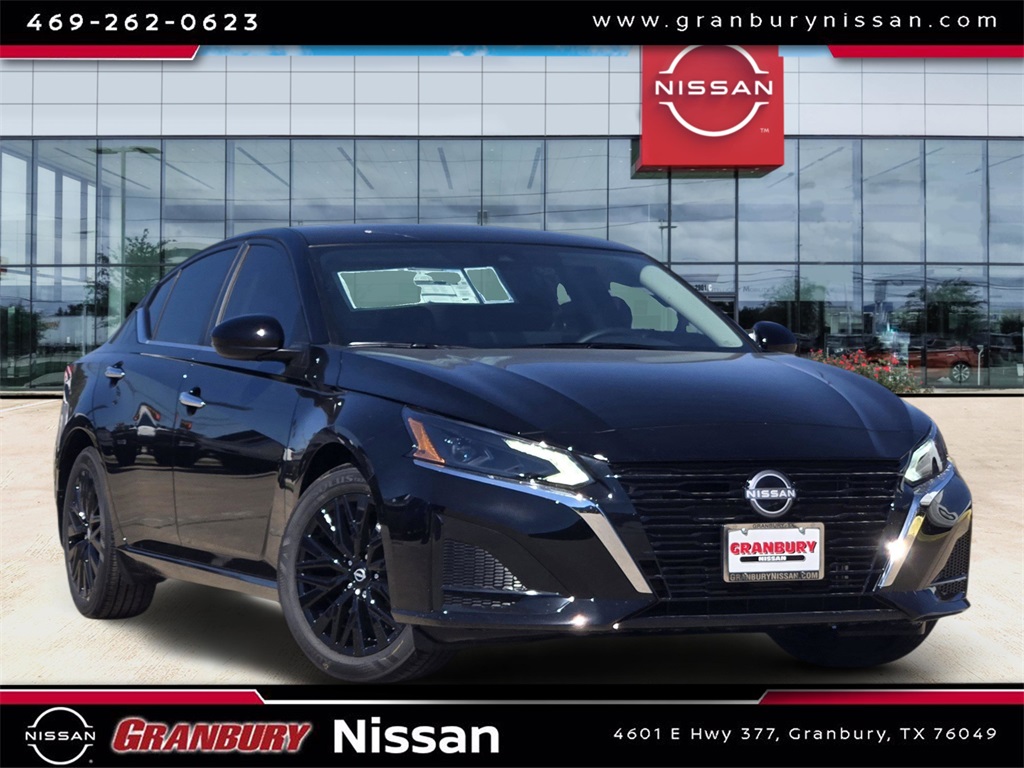 2025 Nissan Altima SV's photo