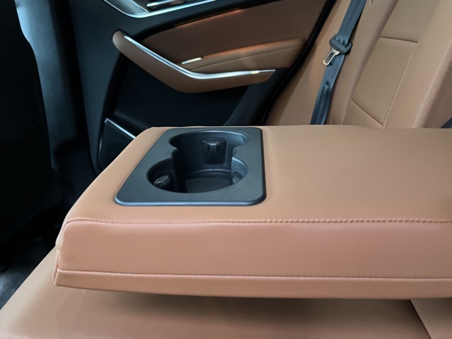 2024 Jaguar F-PACE P400 R-Dynamic S photo 41