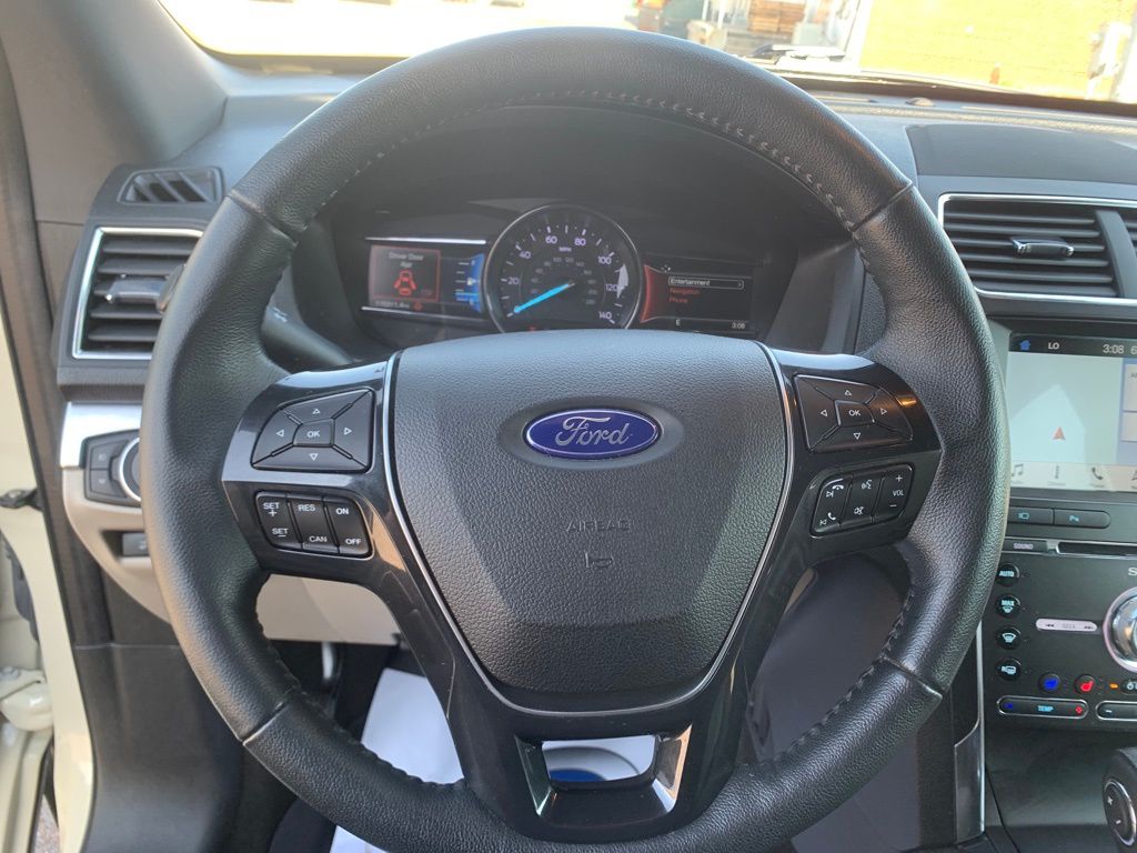 2018 Ford Explorer Limited photo 14