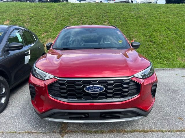 2025 Ford Escape ST-Line photo 3