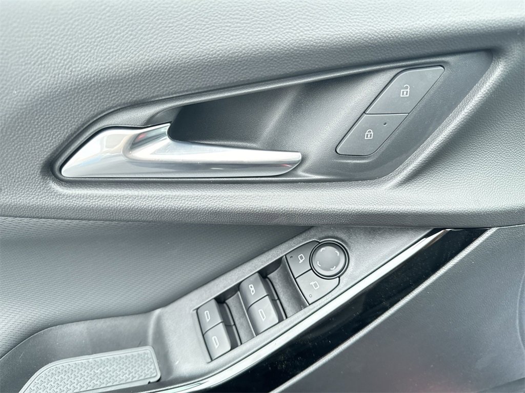 2025 Chevrolet Equinox LT photo 19