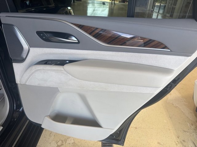 2023 Cadillac Escalade Premium Luxury Platinum photo 30