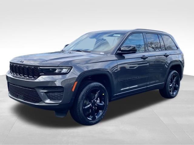 2025 Jeep Grand Cherokee Altitude X photo 2