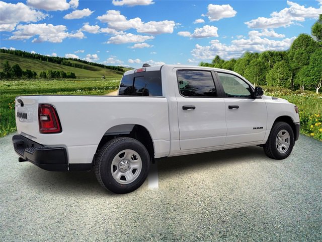 2025 Ram 1500 Tradesman photo 3