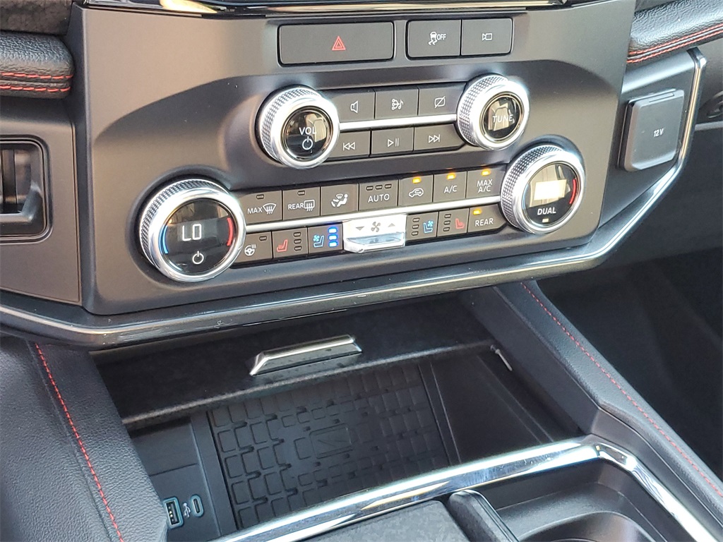 2022 Ford Expedition Limited photo 14