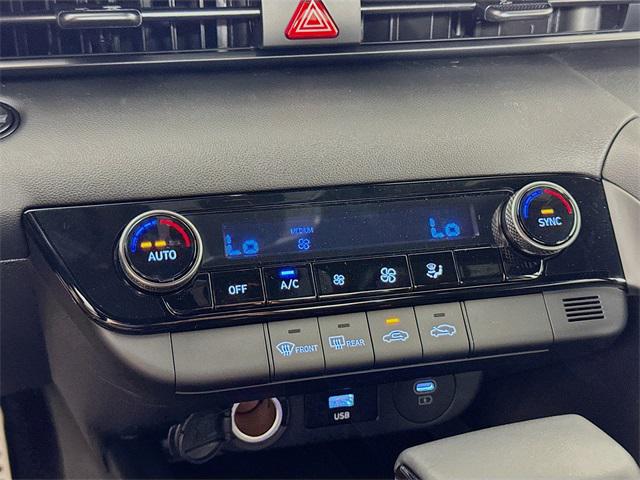 2025 Hyundai Elantra SEL Sport photo 20