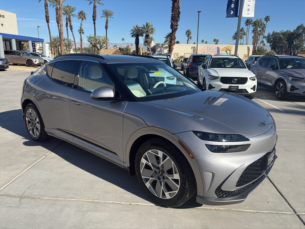 2024 GENESIS GV60 Standard's photo