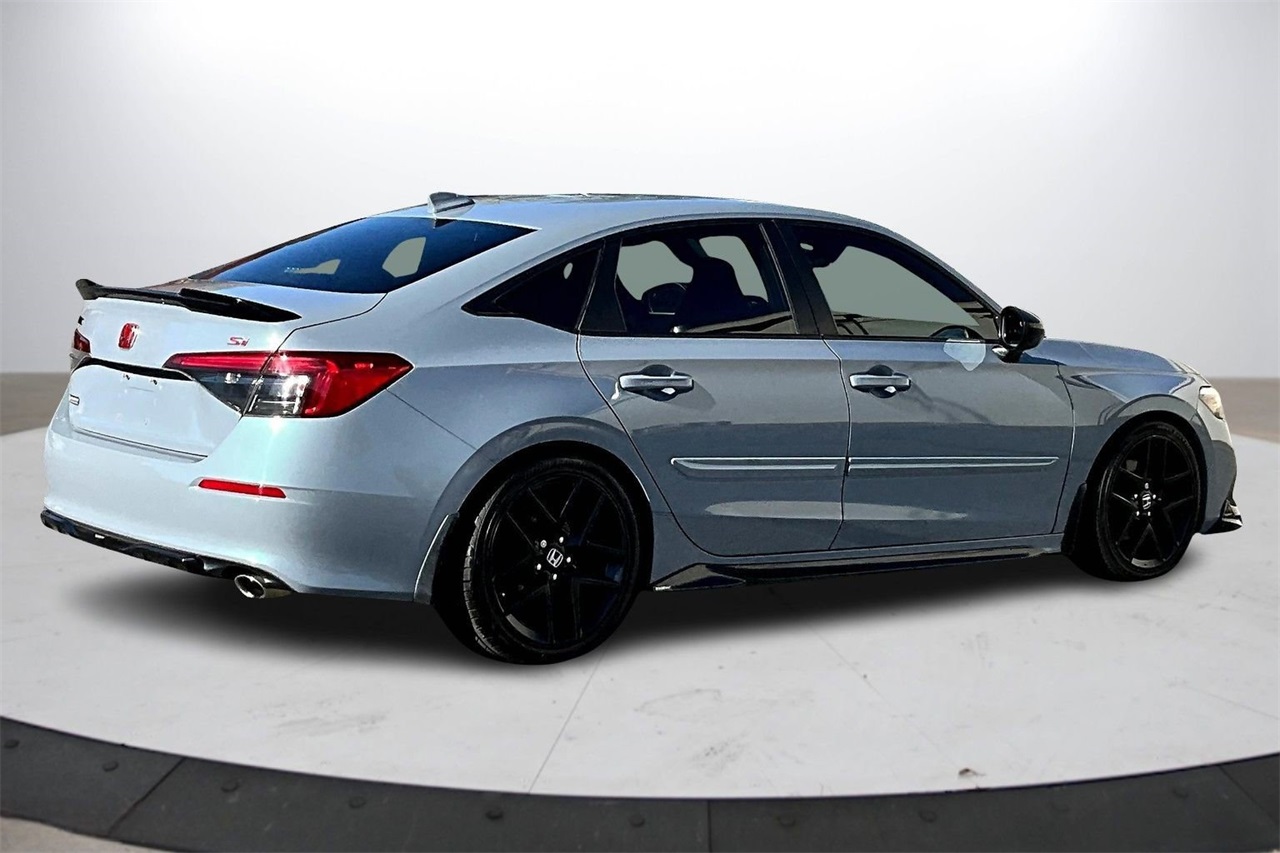 2022 Honda Civic Si photo 3