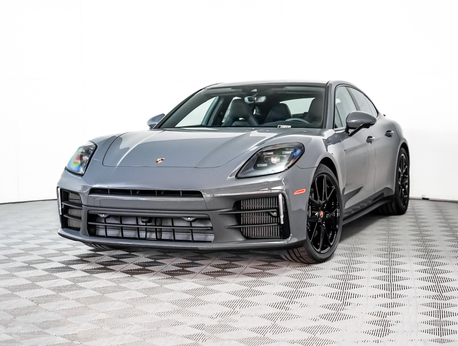 2026 Porsche Panamera