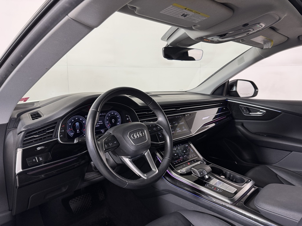 2020 Audi Q8 55 Prestige photo 4