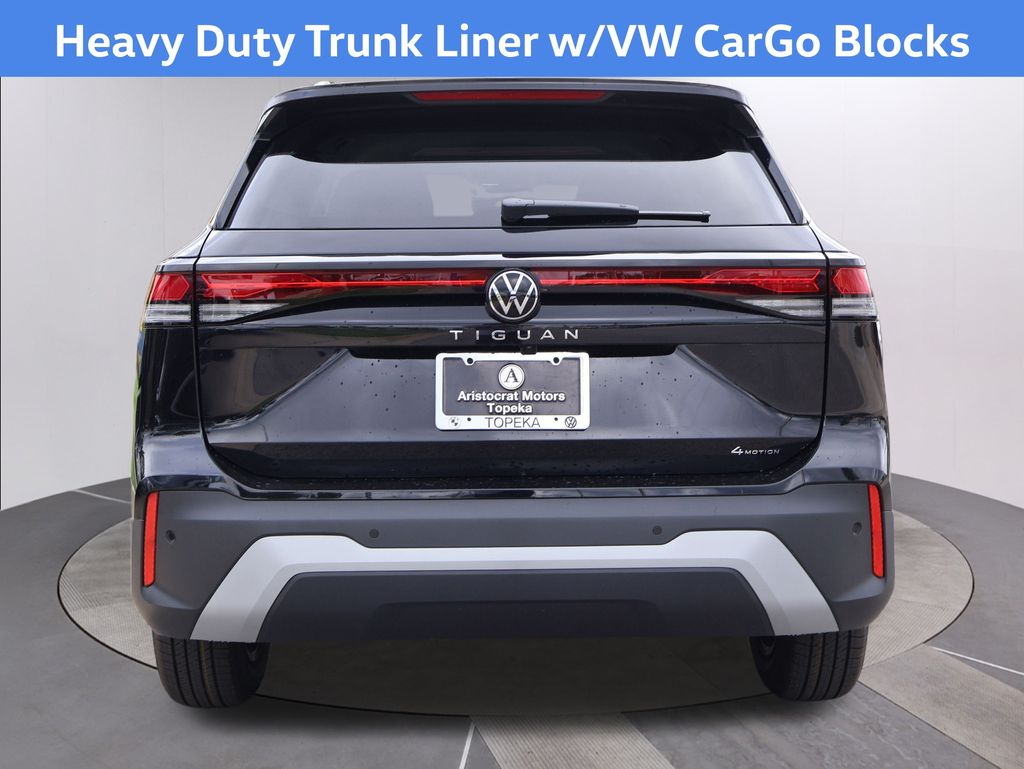 2025 Volkswagen Tiguan S photo 2