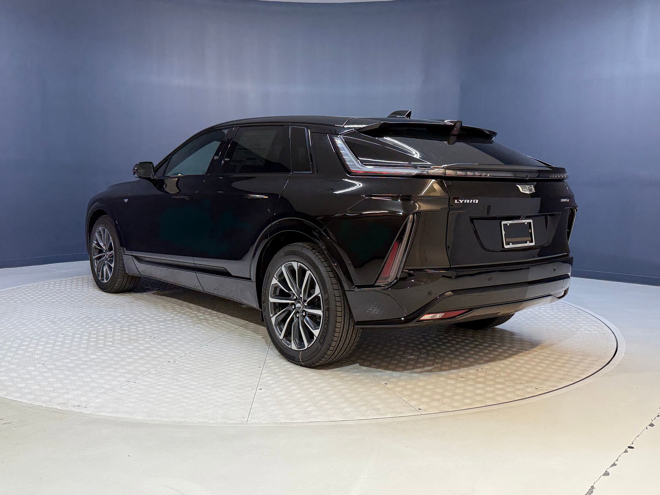 2025 Cadillac Lyriq Sport photo 3