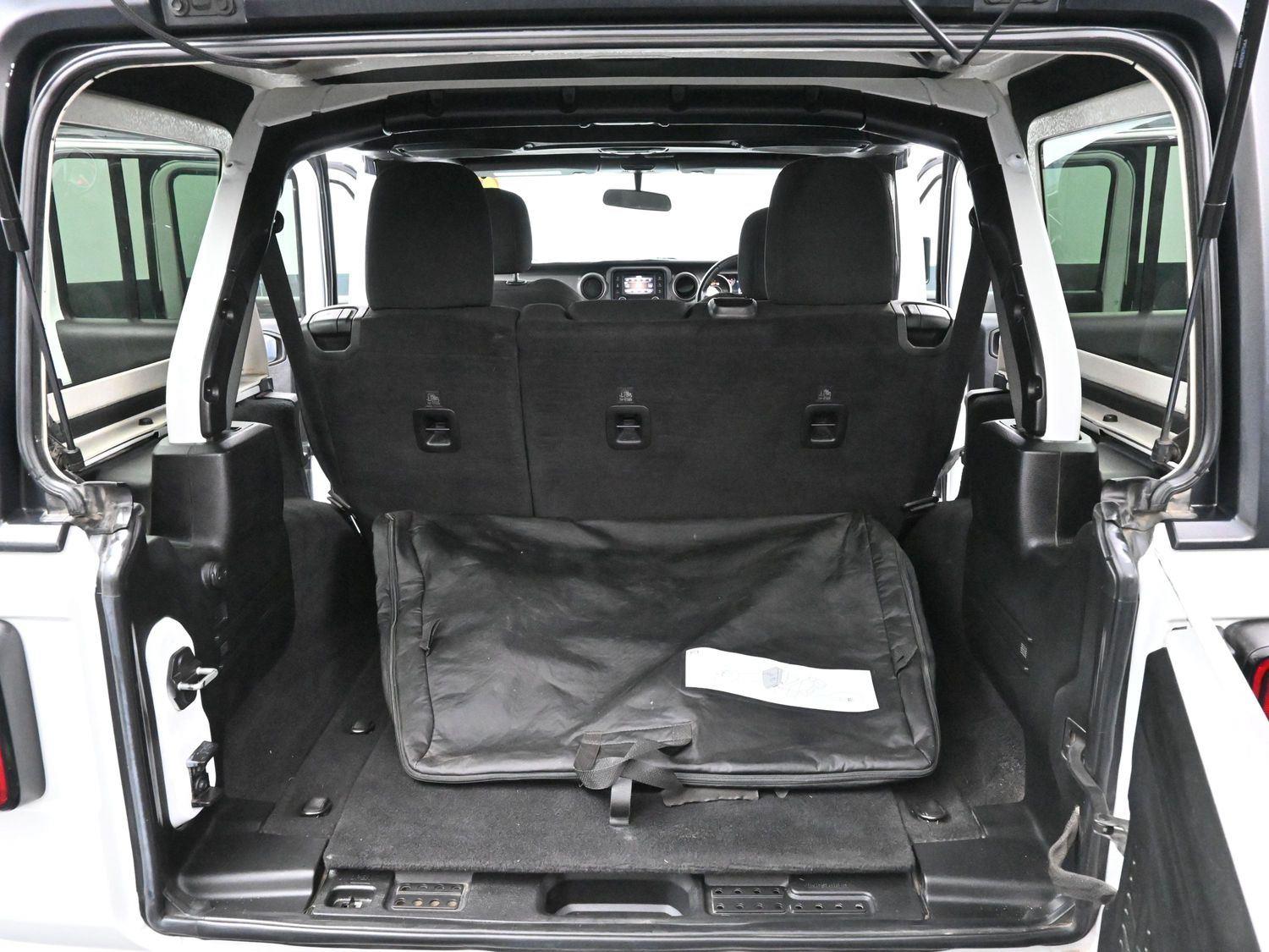 2021 Jeep Wrangler Unlimited Sport photo 10