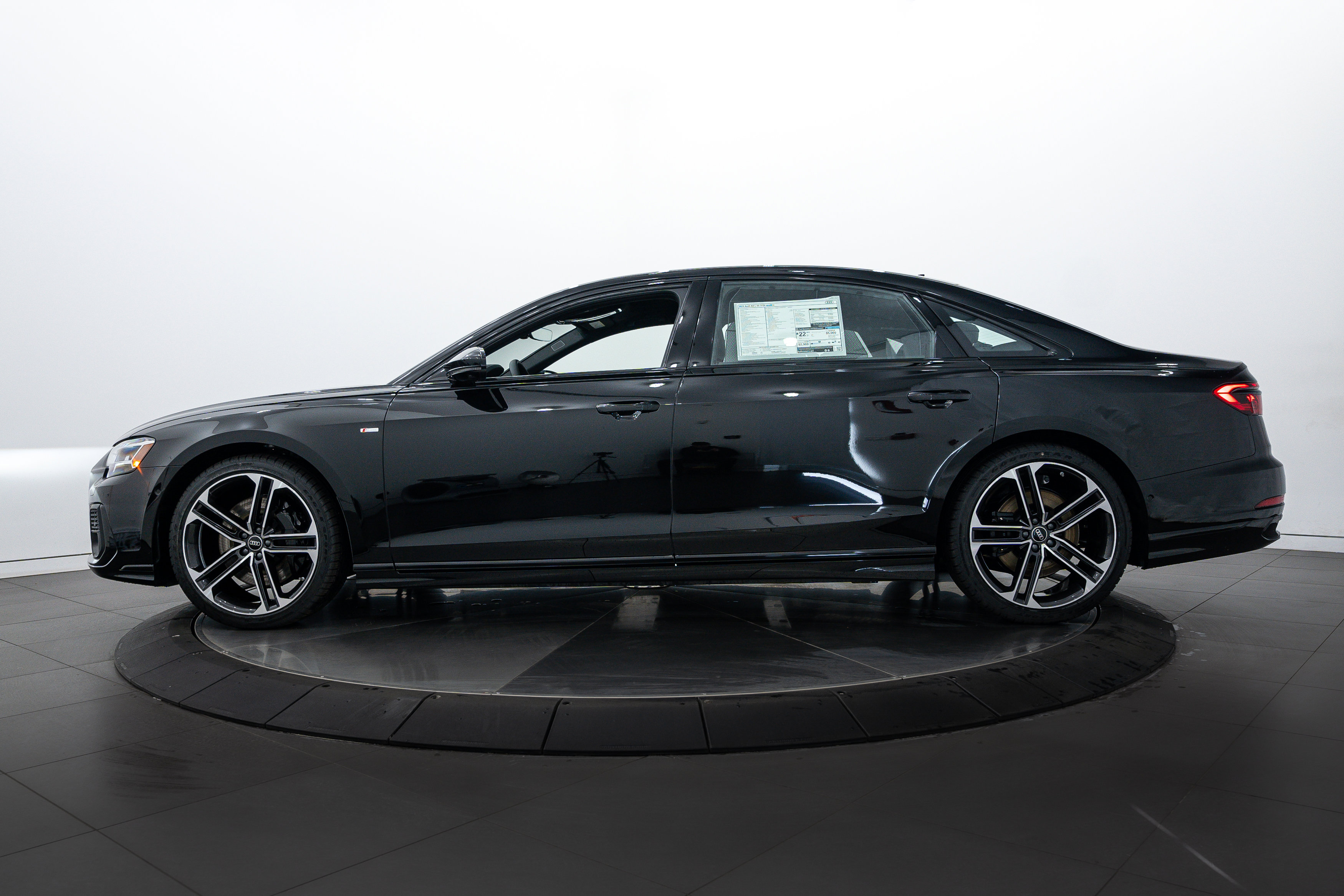 2025 Audi A8 L 55 photo 7
