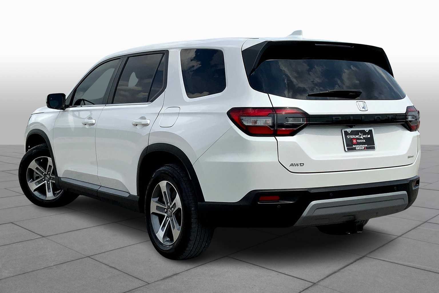 2025 Honda Pilot EX-L photo 11