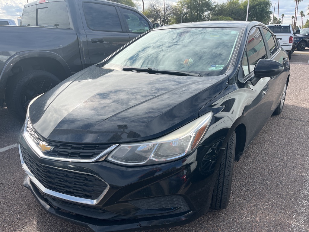 2016 Chevrolet Cruze LS photo 2