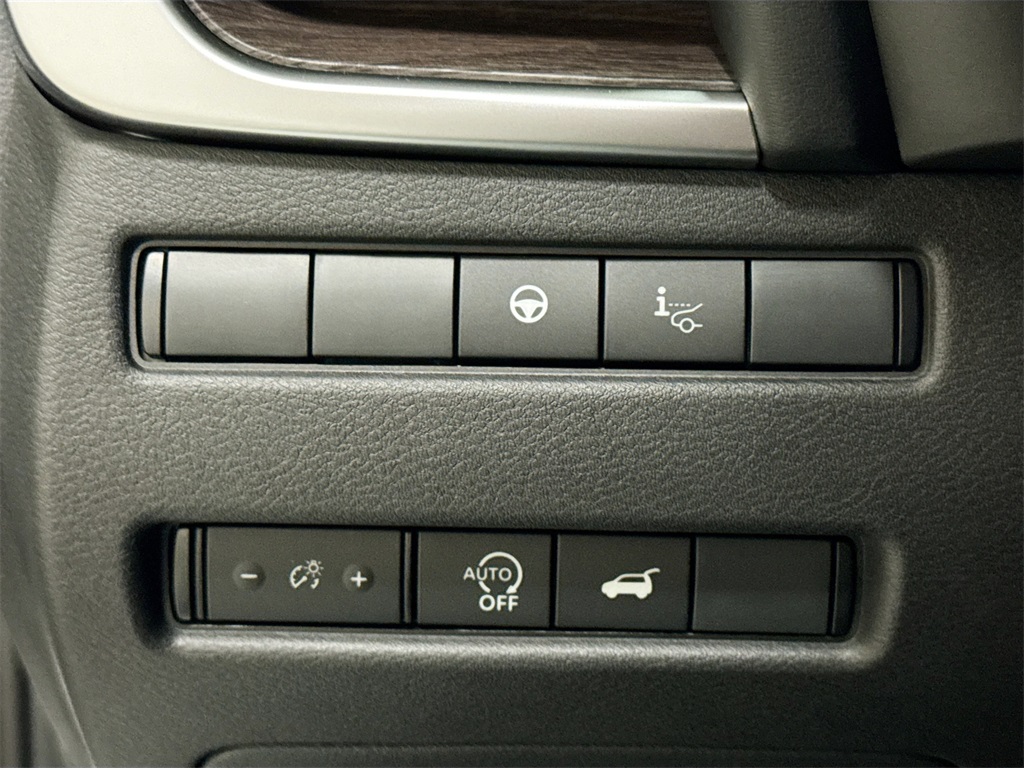 2026 Nissan Rogue Platinum photo 36