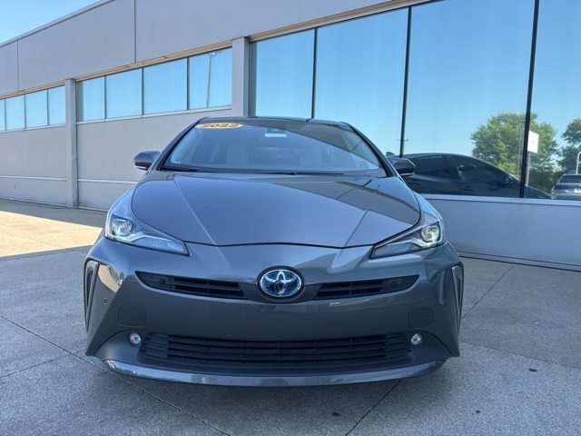 2022 Toyota Prius XLE AWD-e photo 2