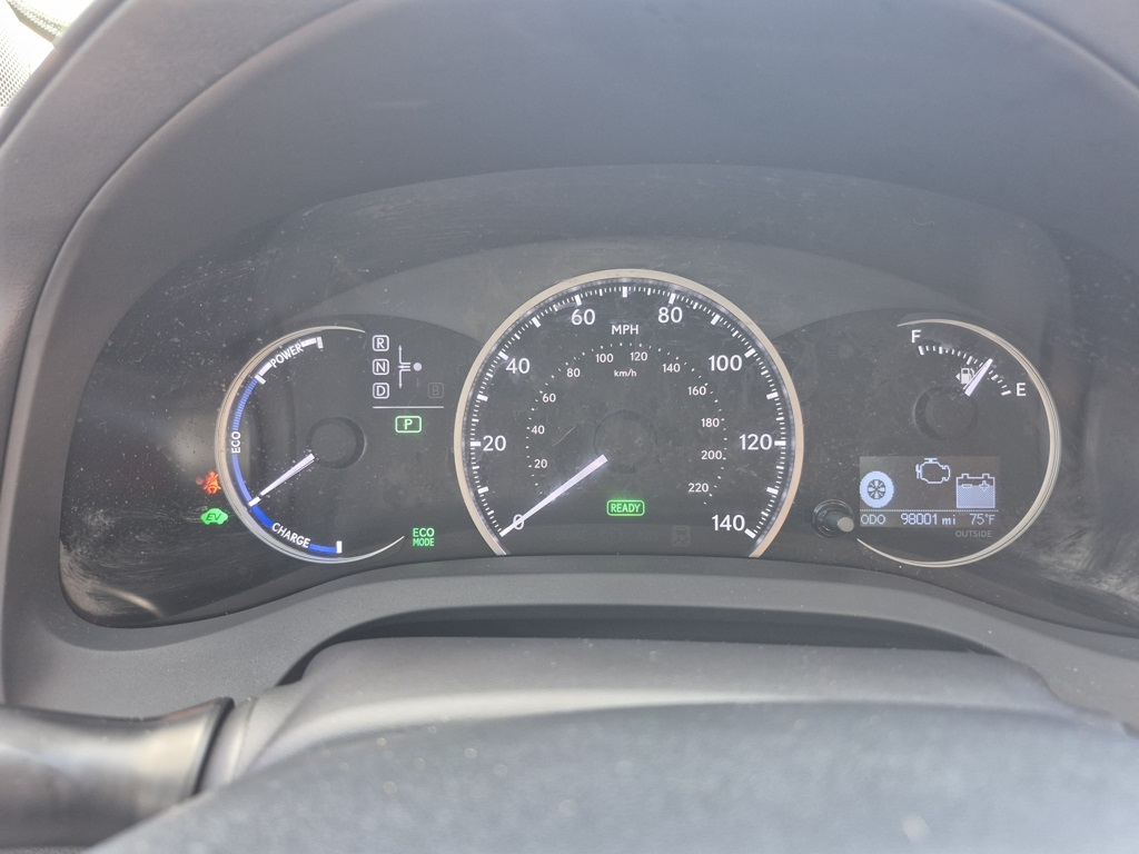 2011 Lexus CT 200h photo 27