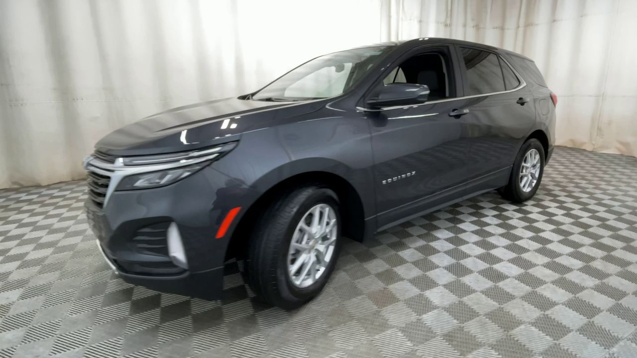 2022 Chevrolet Equinox LT photo 4
