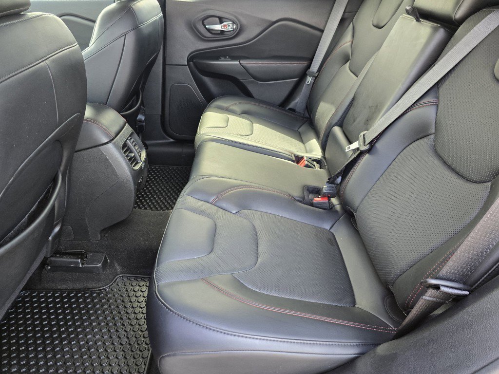 2021 Jeep Cherokee Trailhawk photo 19