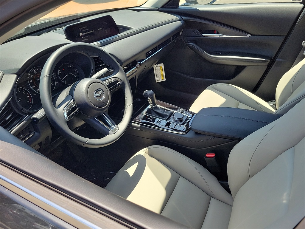 2025 Mazda CX-30 2.5 S Preferred photo 4