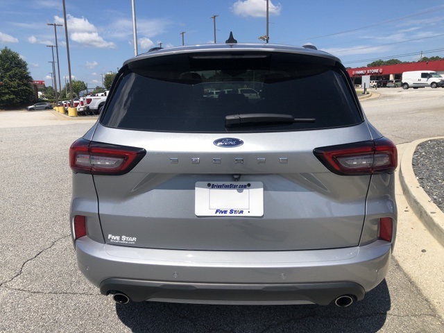 2024 Ford Escape ST-Line photo 6