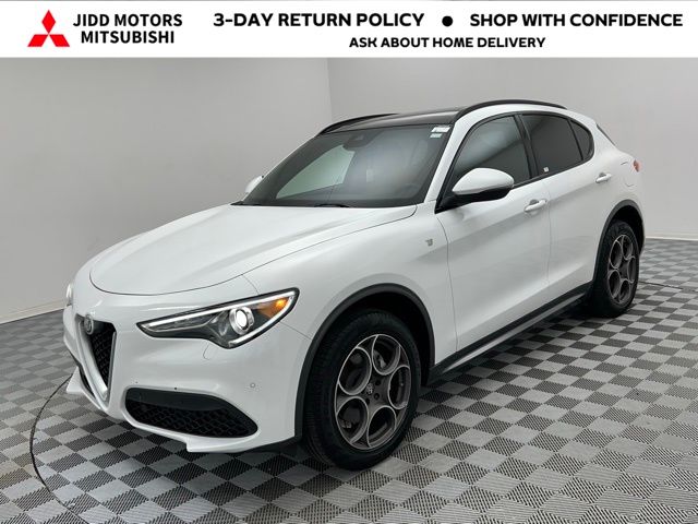 2022 Alfa Romeo Stelvio