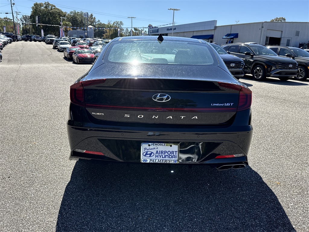 2023 Hyundai Sonata Limited photo 4