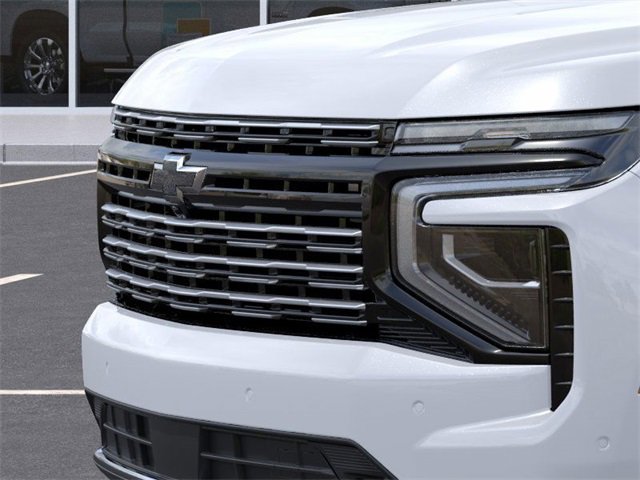 2026 Chevrolet Suburban High Country photo 13