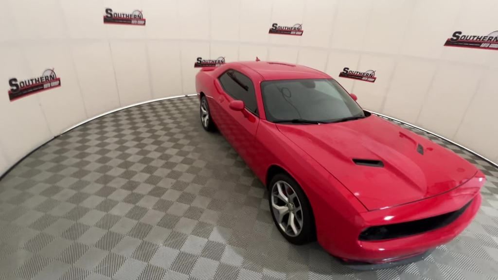 2015 Dodge Challenger SXT Plus photo 8